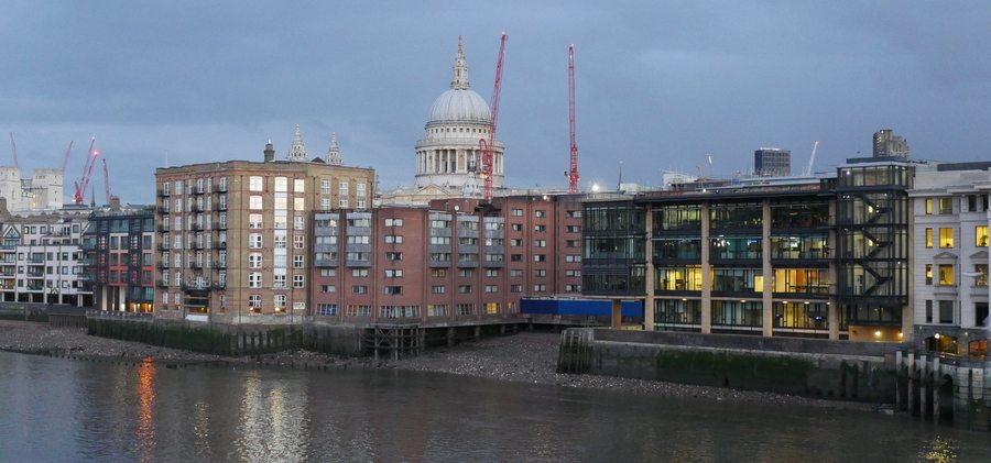 Queenhithe - the oldest remaining inlet dock was created in Roman times.